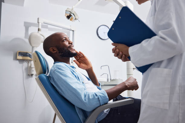Best Emergency Tooth Extraction in Stowell, TX